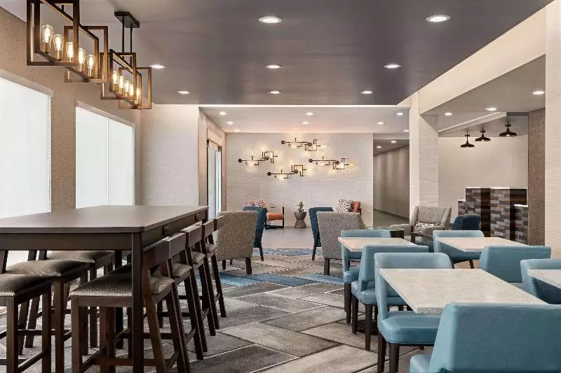 호텔 Laquinta Inn & Suites By Wyndham San Bernardino