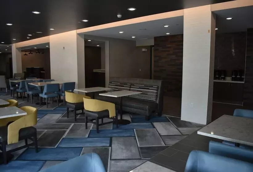 호텔 Laquinta Inn & Suites By Wyndham San Bernardino