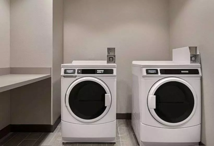 호텔 Laquinta Inn & Suites By Wyndham San Bernardino