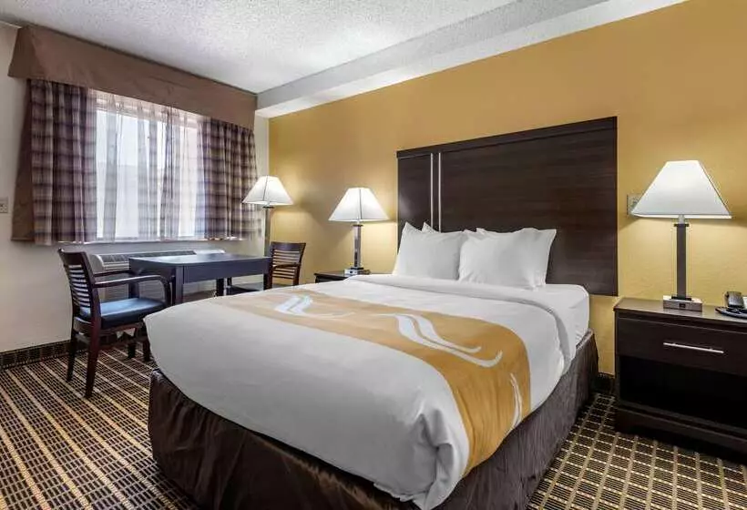 酒店 Quality Inn & Suites Warren