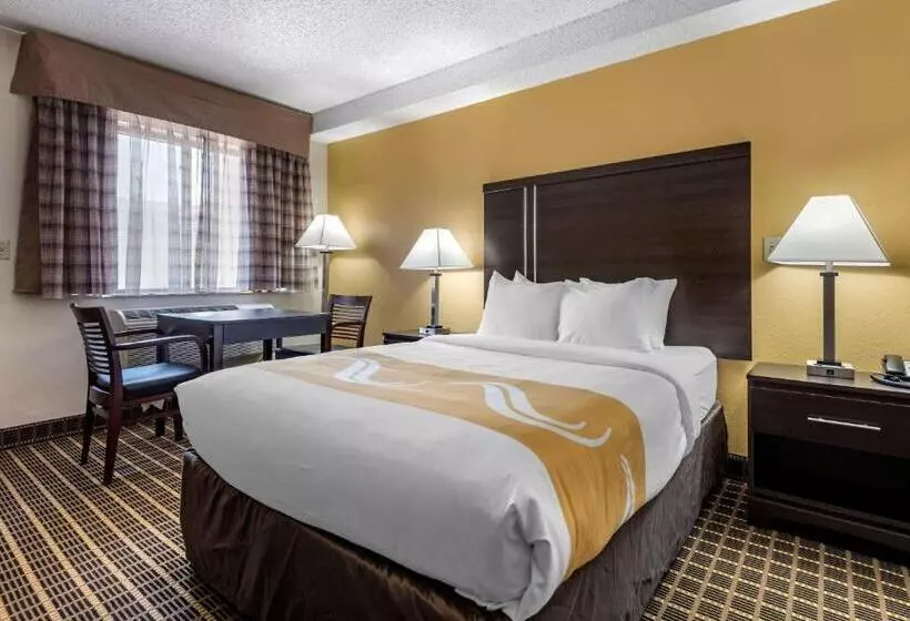 酒店 Quality Inn & Suites Warren