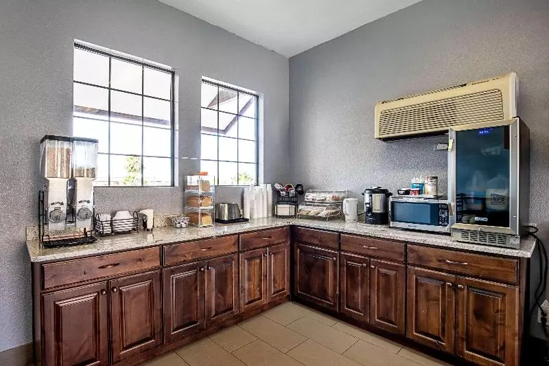 فندق Rodeway Inn St George North Near Pioneer Park