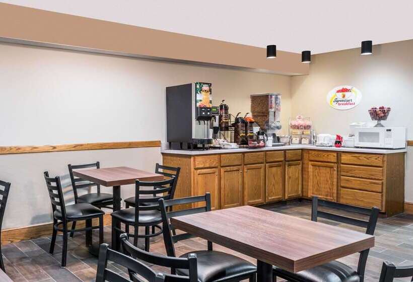 ホテル Super 8 By Wyndham Gardner