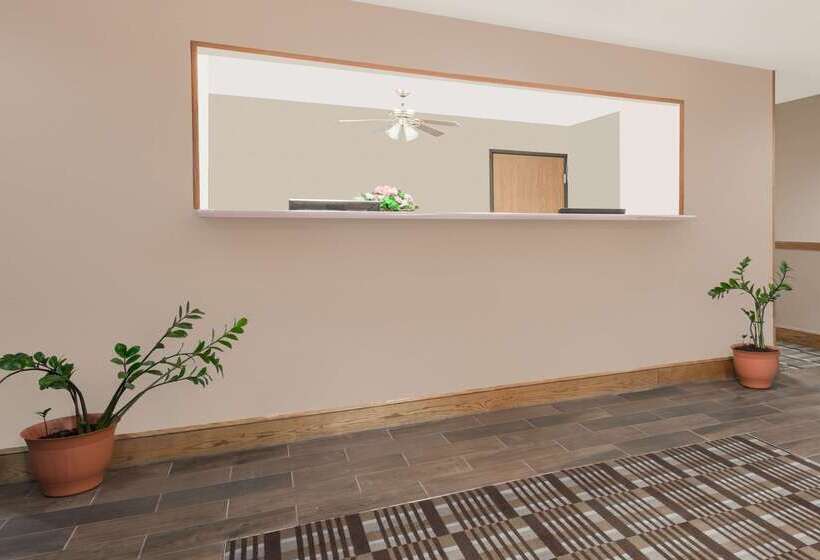 ホテル Super 8 By Wyndham Gardner