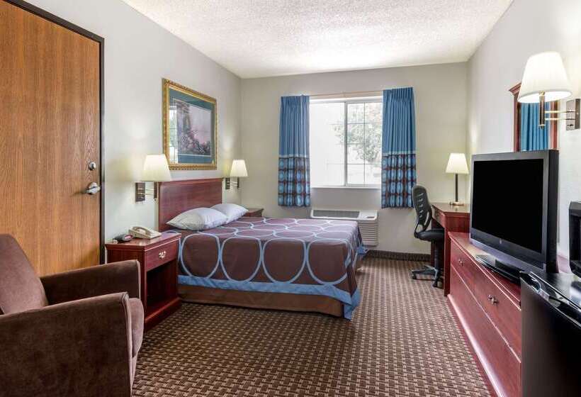 ホテル Super 8 By Wyndham Gardner