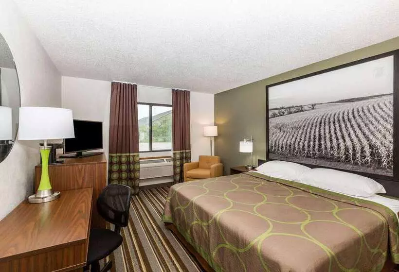 酒店 Super 8 By Wyndham Storm Lake