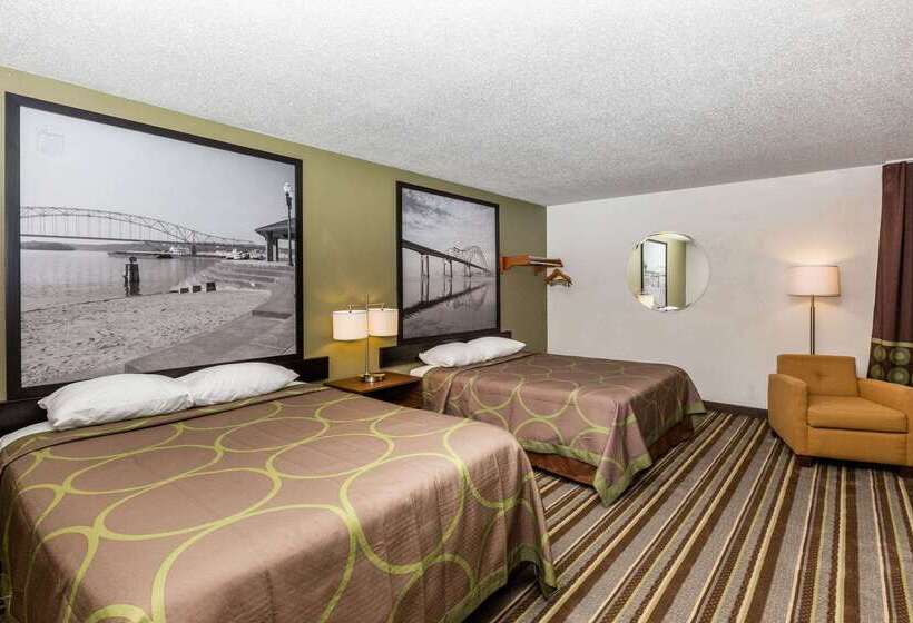 فندق Super 8 By Wyndham Storm Lake