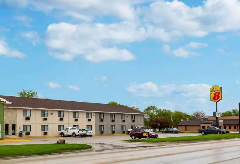 酒店 Super 8 By Wyndham Storm Lake