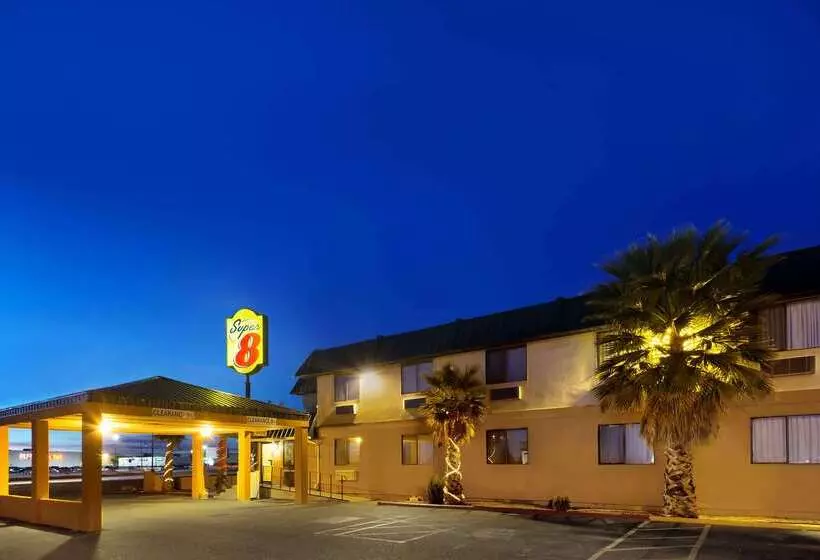 مُتل Super 8 By Wyndham Alamogordo