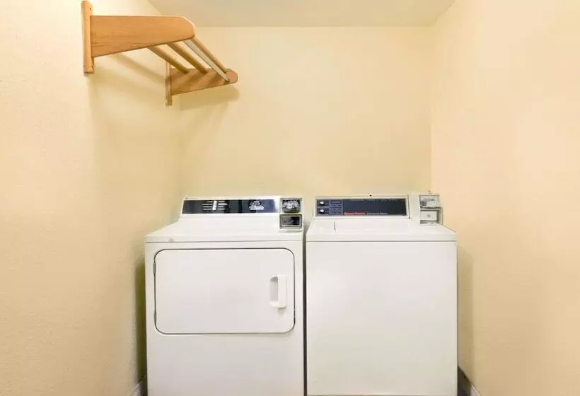 مُتل Super 8 By Wyndham Alamogordo