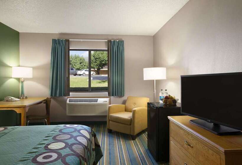 מוטל Super 8 By Wyndham Batesville