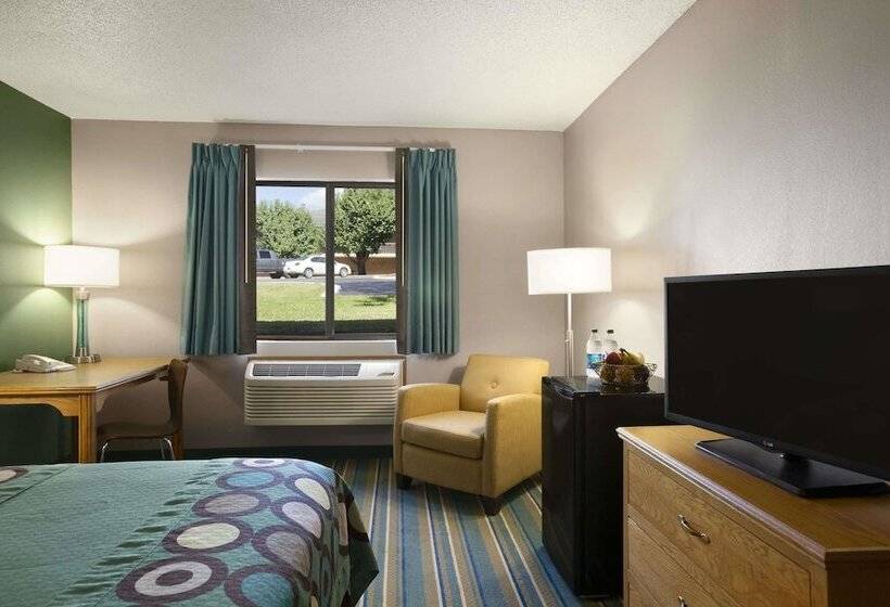 מוטל Super 8 By Wyndham Batesville