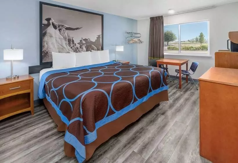 فندق على الطريق Super 8 By Wyndham Clayton