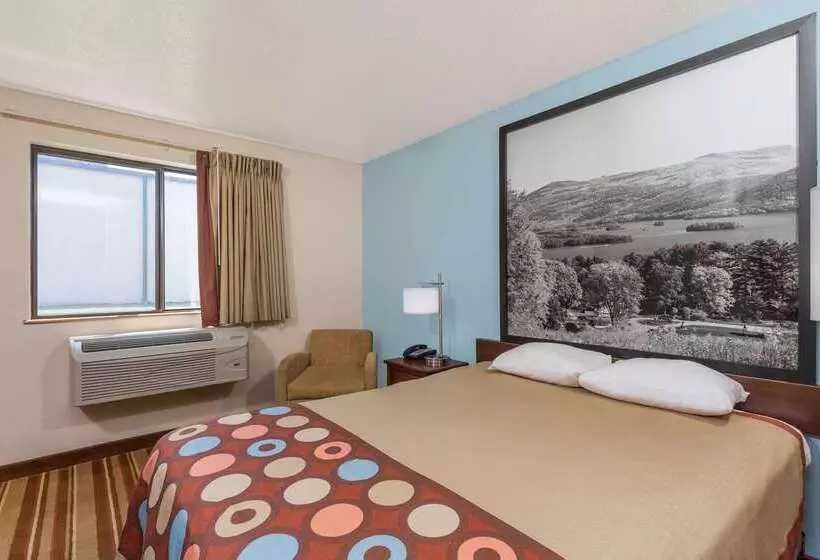 モーテル Super 8 By Wyndham Danville Va