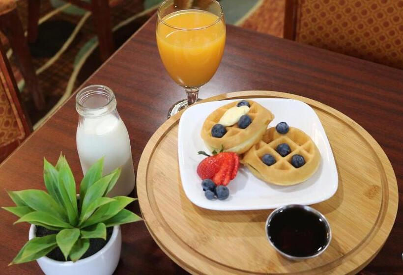 モーテル Super 8 By Wyndham Dublin