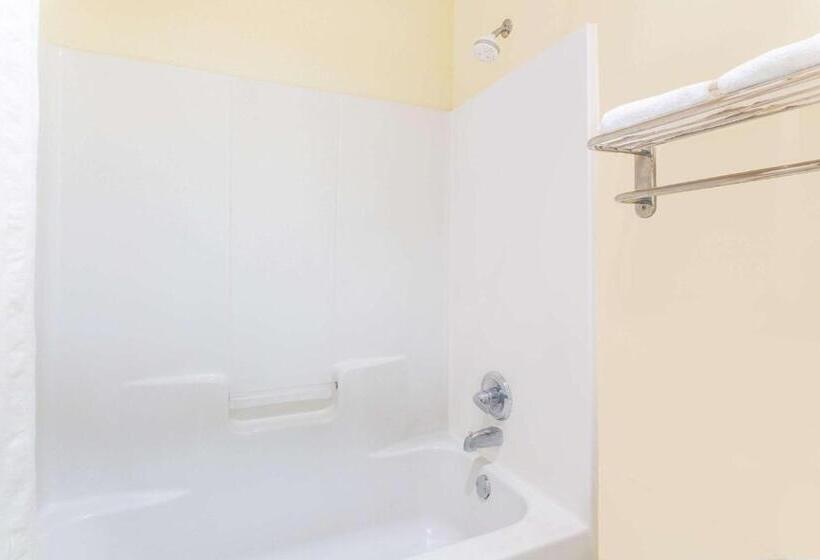 モーテル Super 8 By Wyndham Dublin