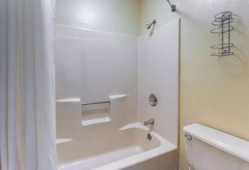 モーテル Super 8 By Wyndham Hartford Wi