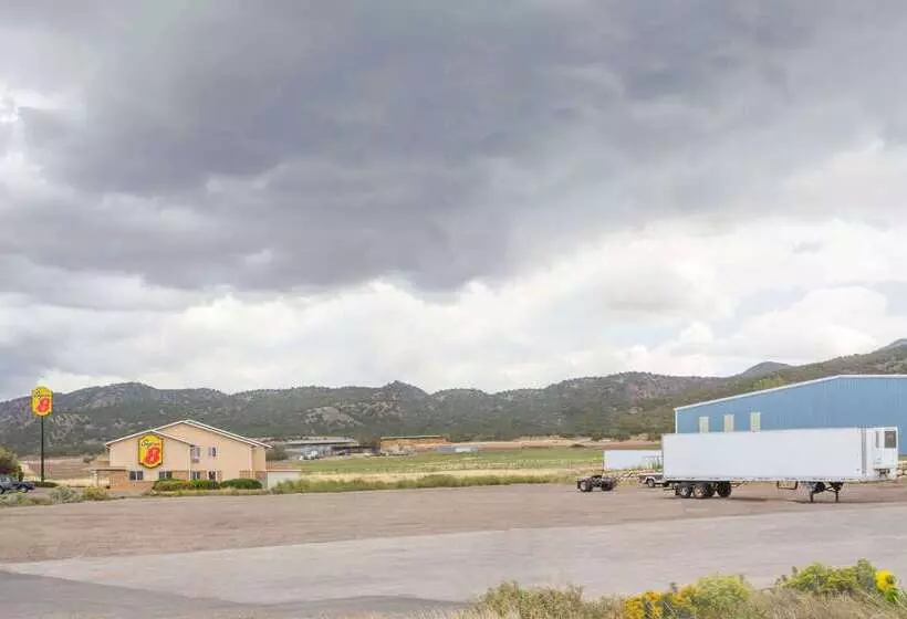 Мотель Super 8 By Wyndham Nephi