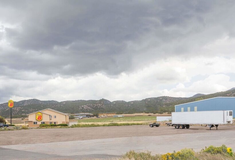 Мотель Super 8 By Wyndham Nephi