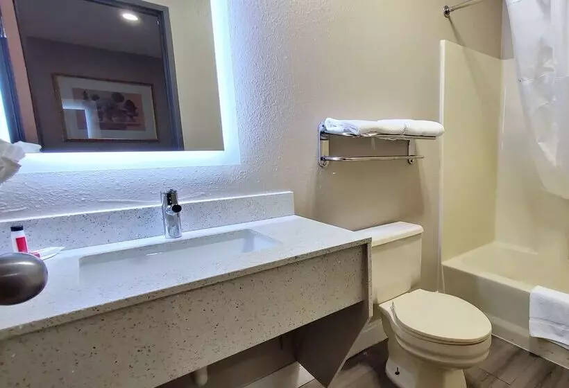 모텔 Super 8 By Wyndham Paris