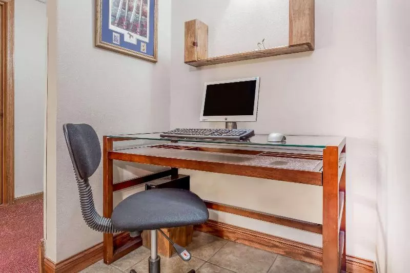 モーテル Super 8 By Wyndham Platteville