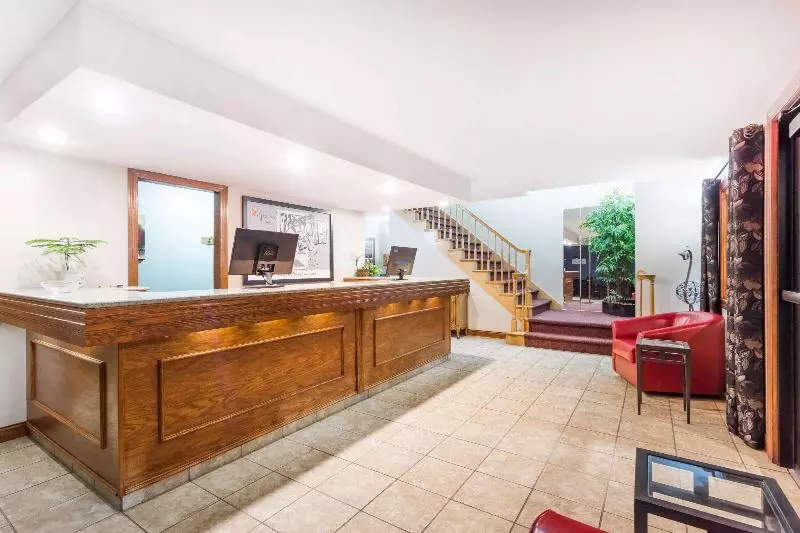 モーテル Super 8 By Wyndham Platteville