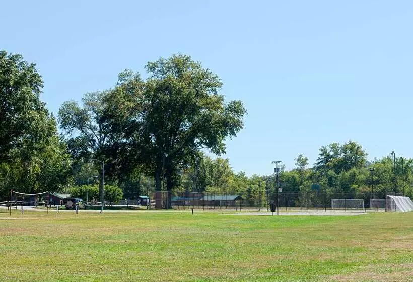 Мотель Super 8 By Wyndham Ripley