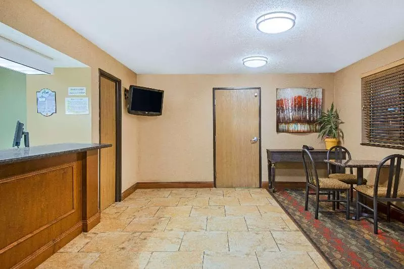 Мотель Super 8 By Wyndham Ripley