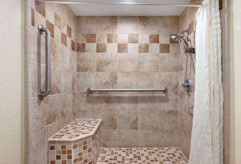 Motel Super 8 By Wyndham Ruston