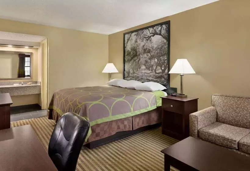 汽车旅馆 Super 8 By Wyndham Ruston