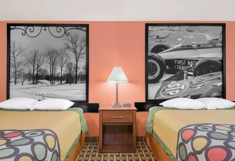 فندق على الطريق Super 8 By Wyndham Shelbyville