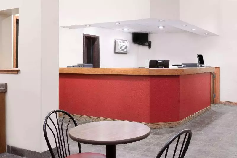 モーテル Super 8 By Wyndham Winona Mn