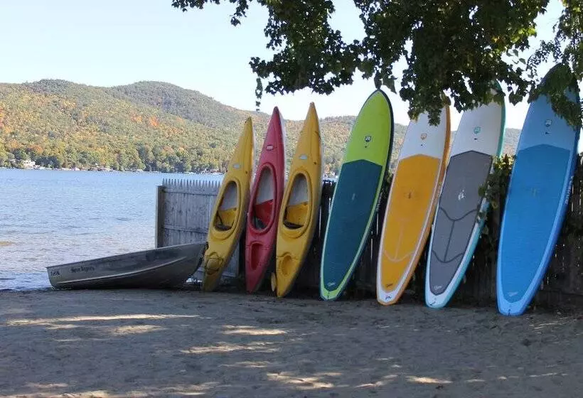 모텔 The Sundowner On Lake George