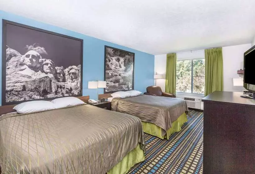 Мотель Super 8 By Wyndham North Sioux City