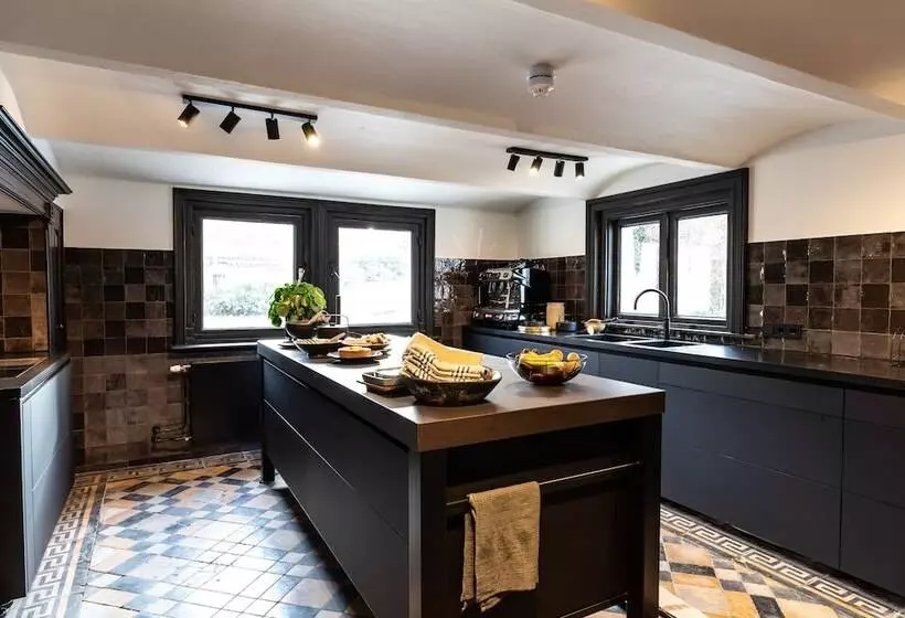 Hotelli Stella Suites Boutique