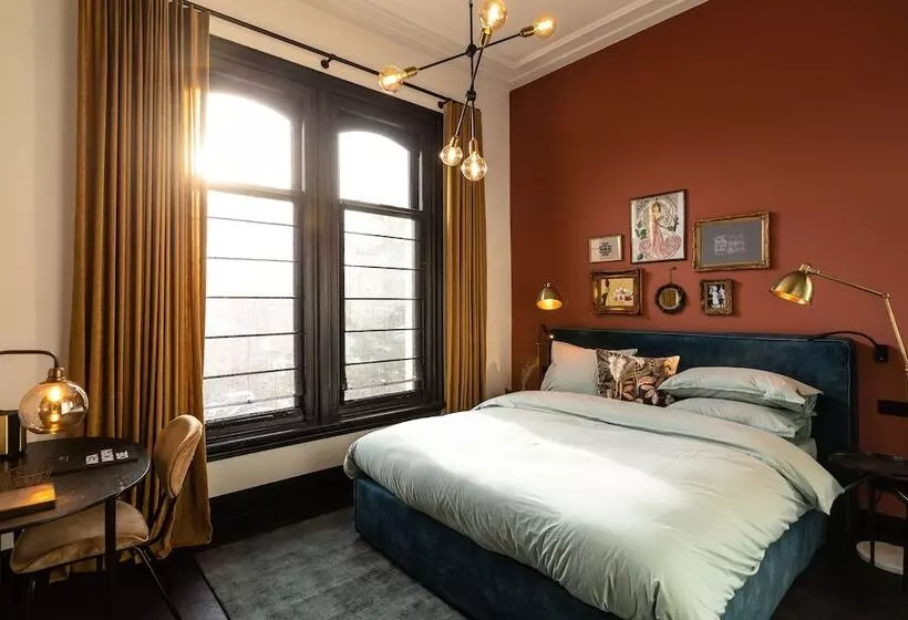 Hotelli Stella Suites Boutique