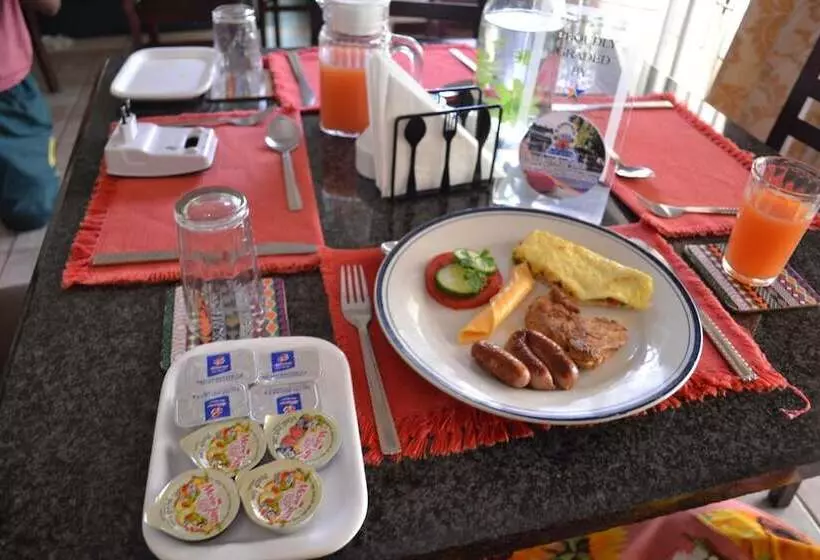 ペンション Kamogelo Guest House