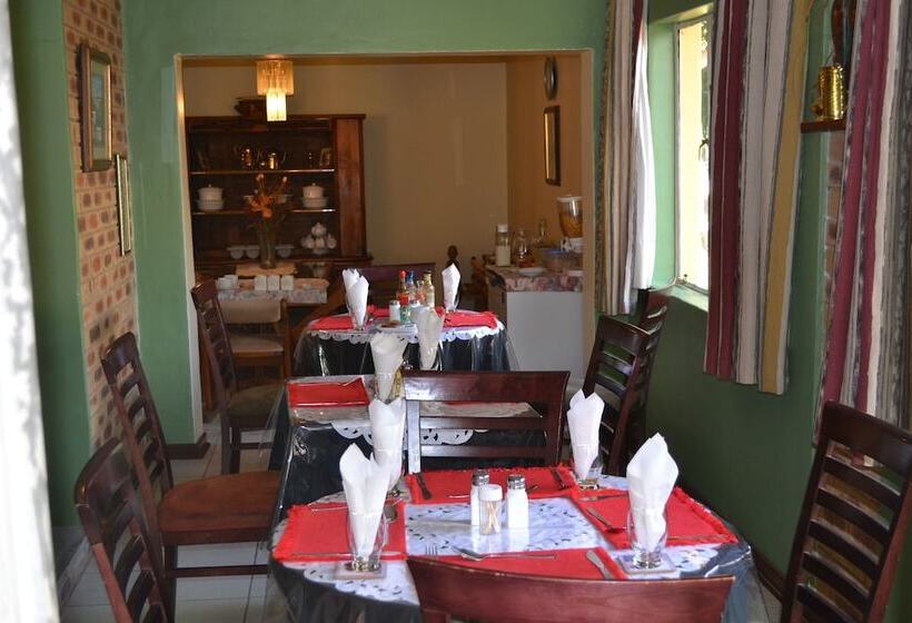 펜션 Kamogelo Guest House