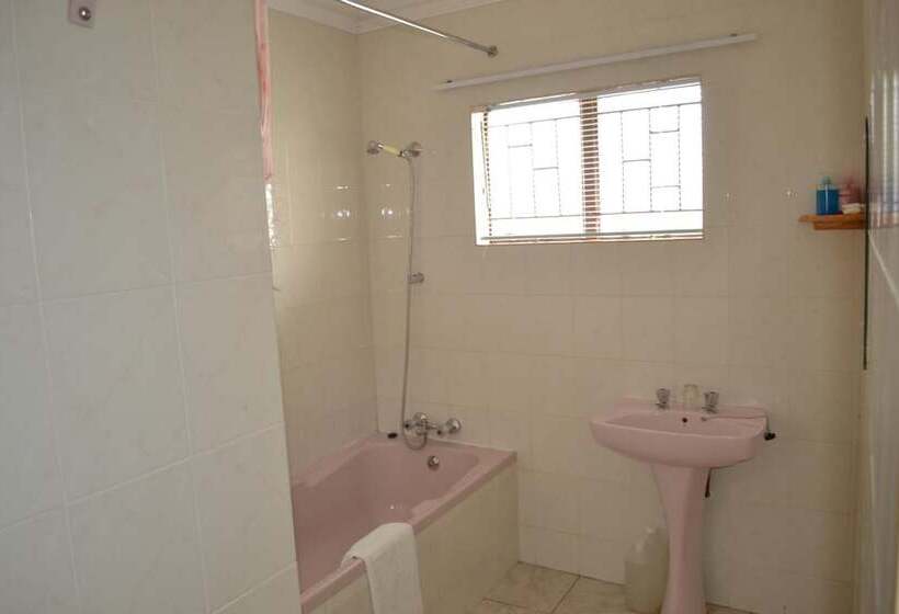 펜션 Kamogelo Guest House