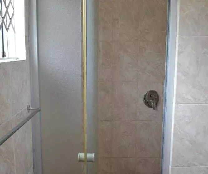 ペンション Kamogelo Guest House