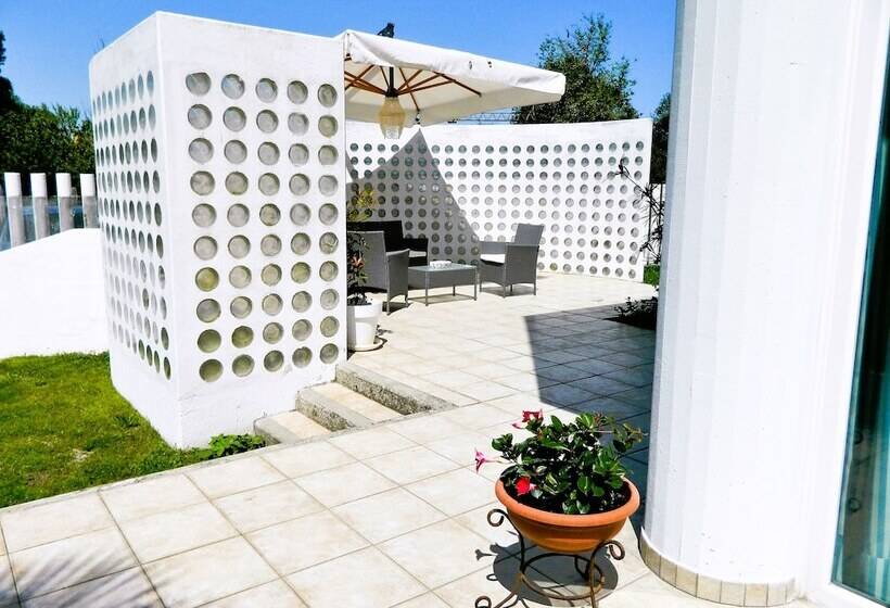 پانسیون Villa Marina