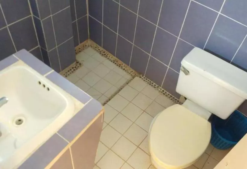 ユースホステル La Coral Beach House