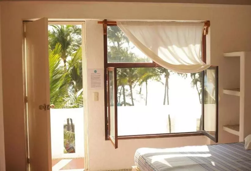 ユースホステル La Coral Beach House