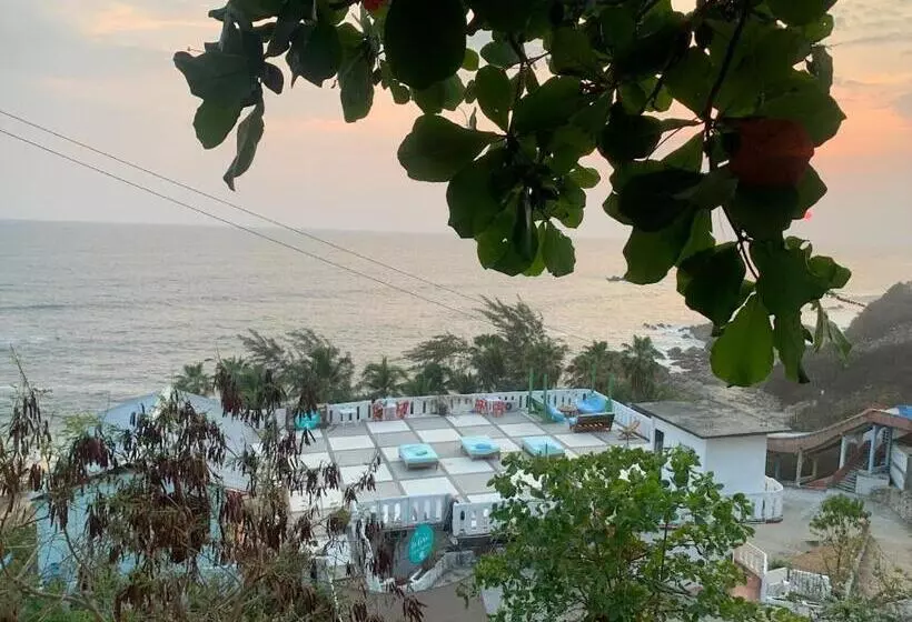 ユースホステル La Coral Beach House