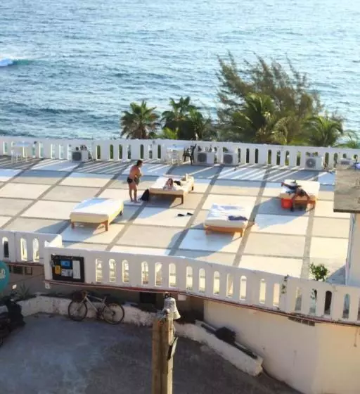 ユースホステル La Coral Beach House