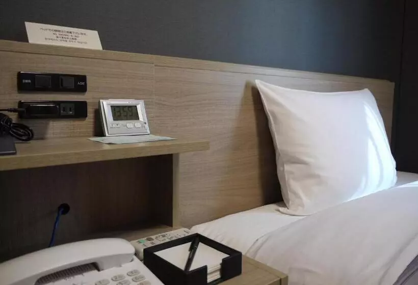 Hotelli Route Inn Shinfujieki Minami