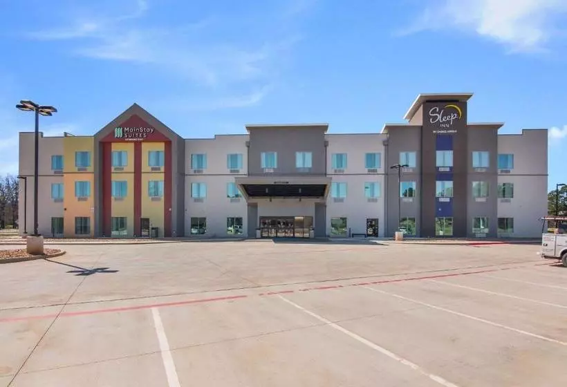 Hotelli Mainstay Suites East Camden