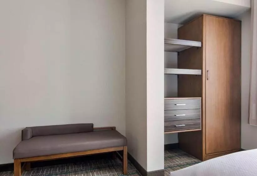 Hotelli Mainstay Suites East Camden