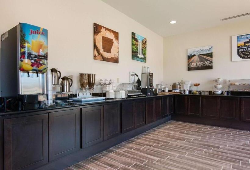 فندق Mainstay Suites East Camden