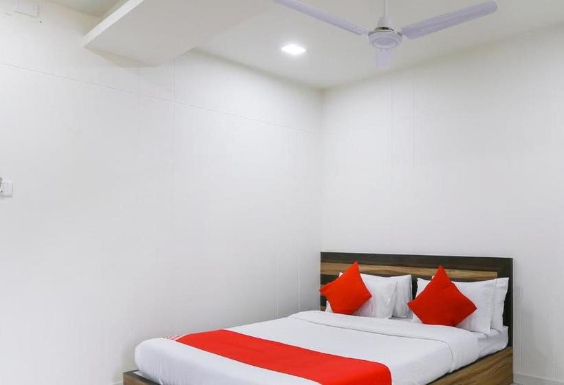 هتل Oyo 46022  Le Grand